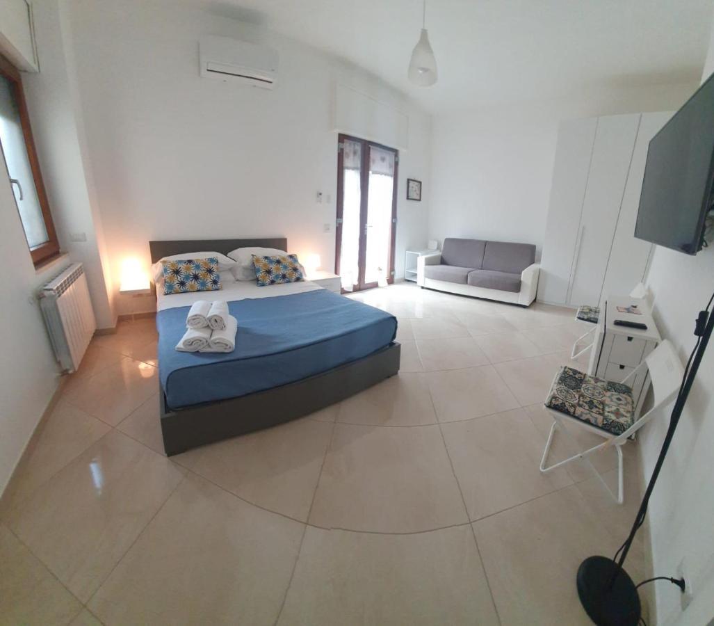 Corner Terrace Sorrento Coast Apartment Sant'Agnello Bagian luar foto